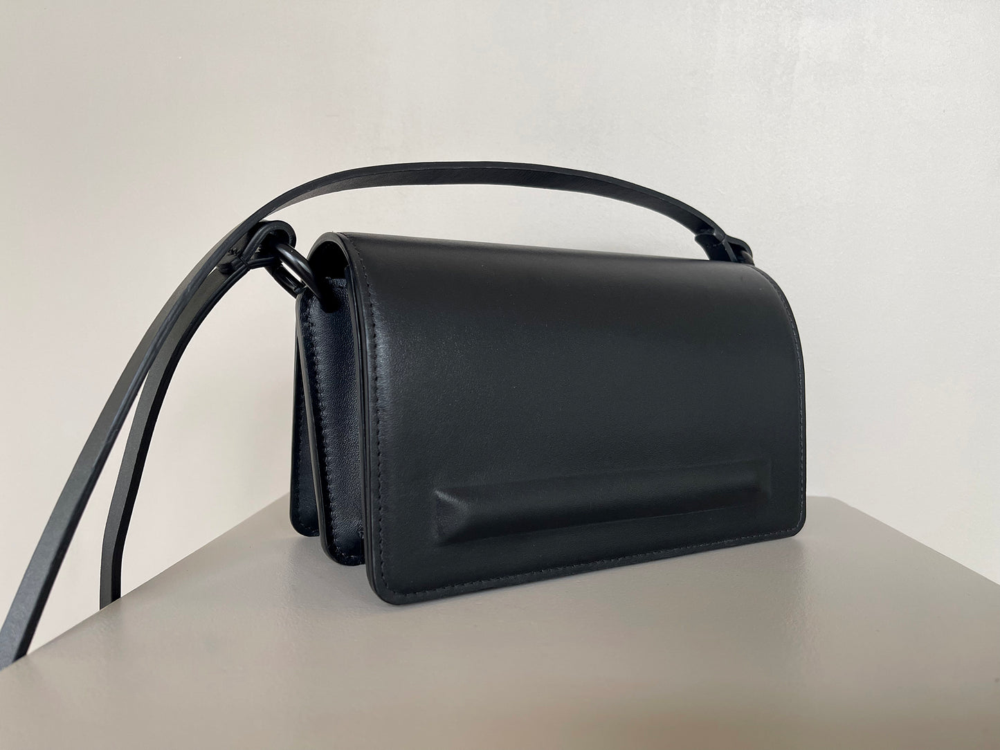 LINA bag - black leather